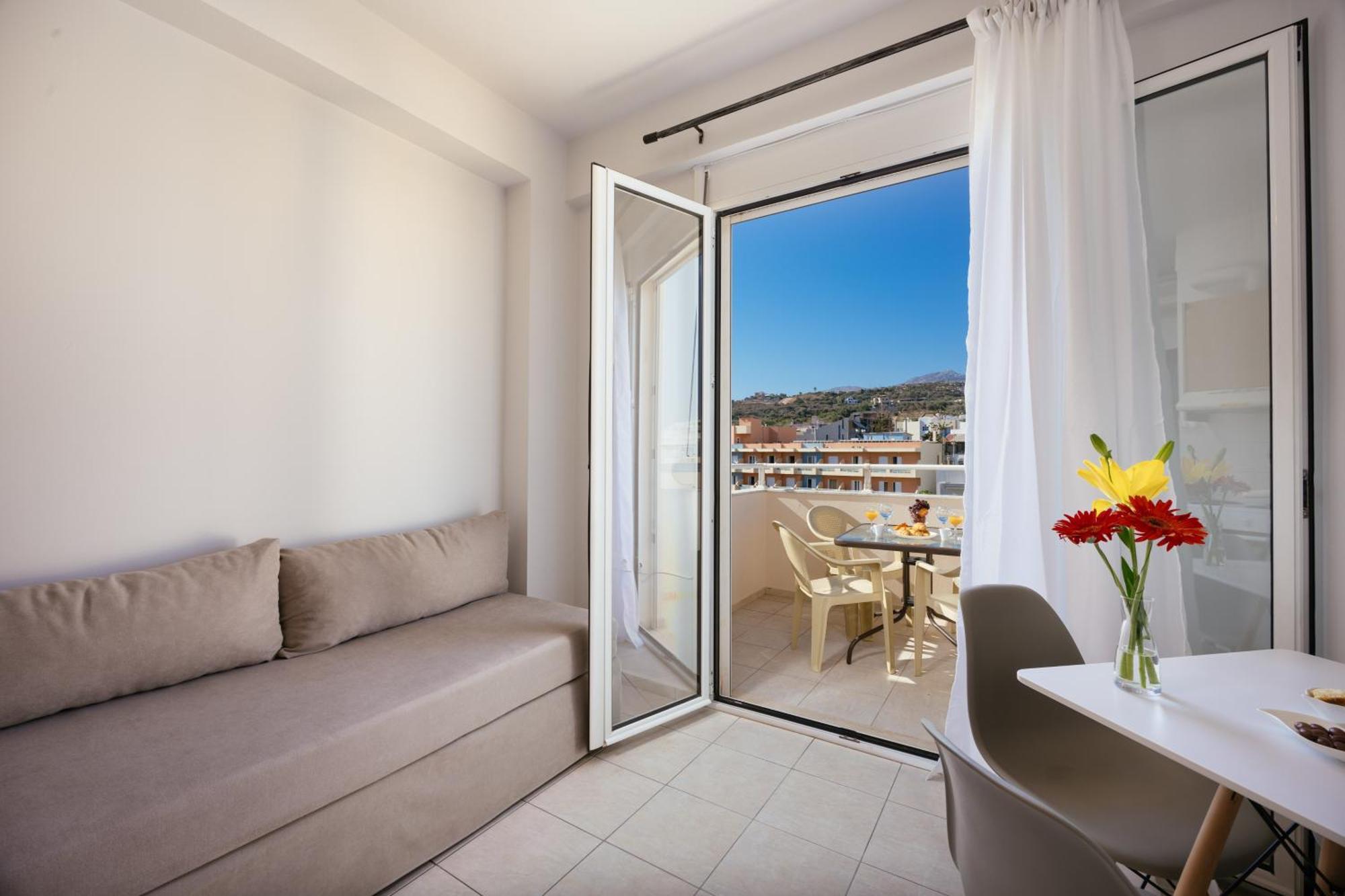 Seperi Sea & Sun Apartment Rethymno  Bagian luar foto