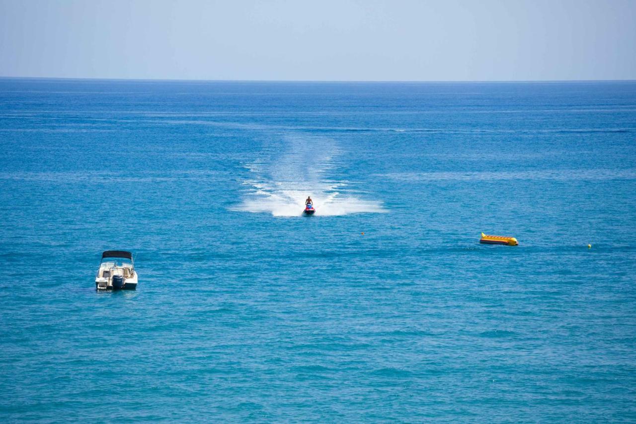 Seperi Sea & Sun Apartment Rethymno  Bagian luar foto